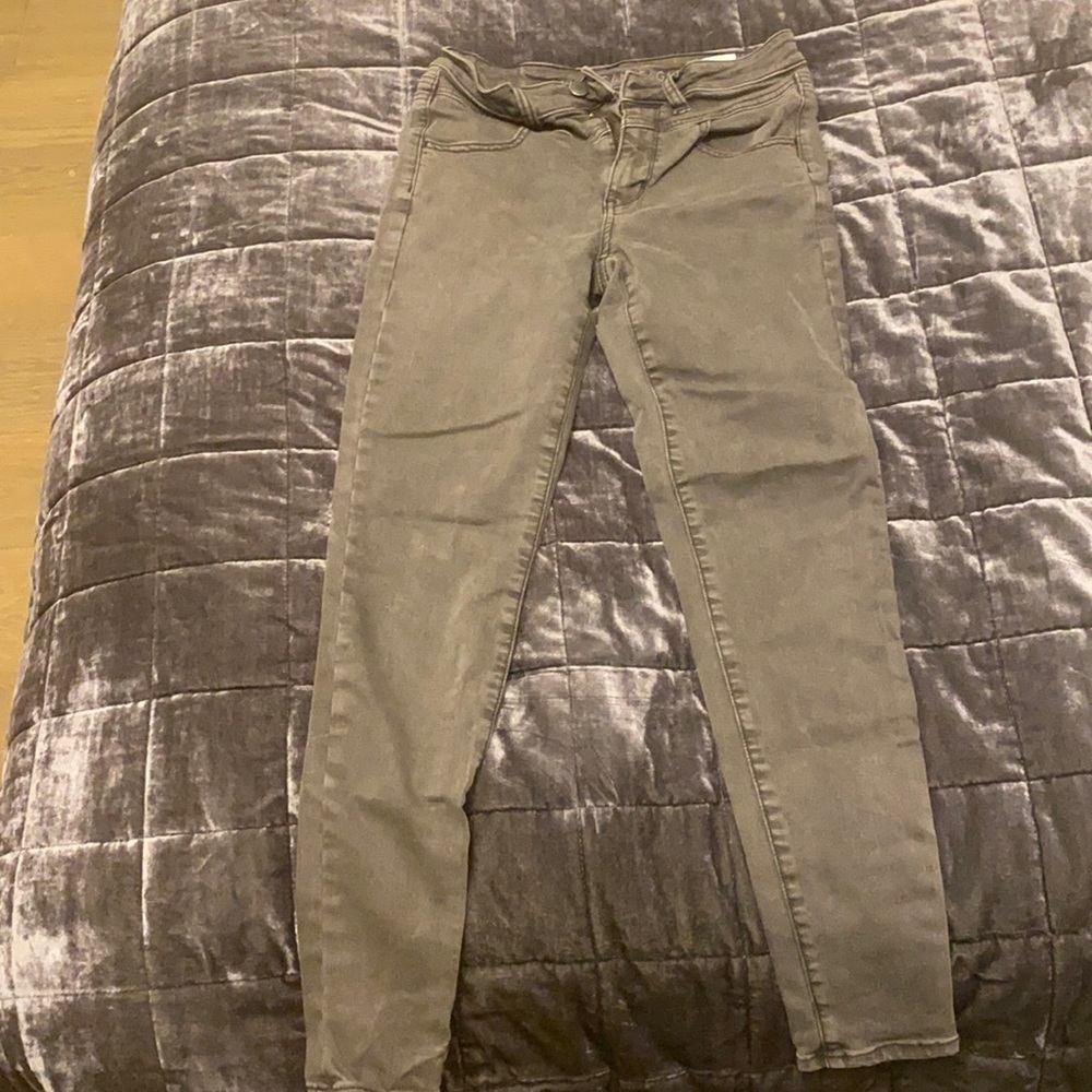 American Eagle grey jeans